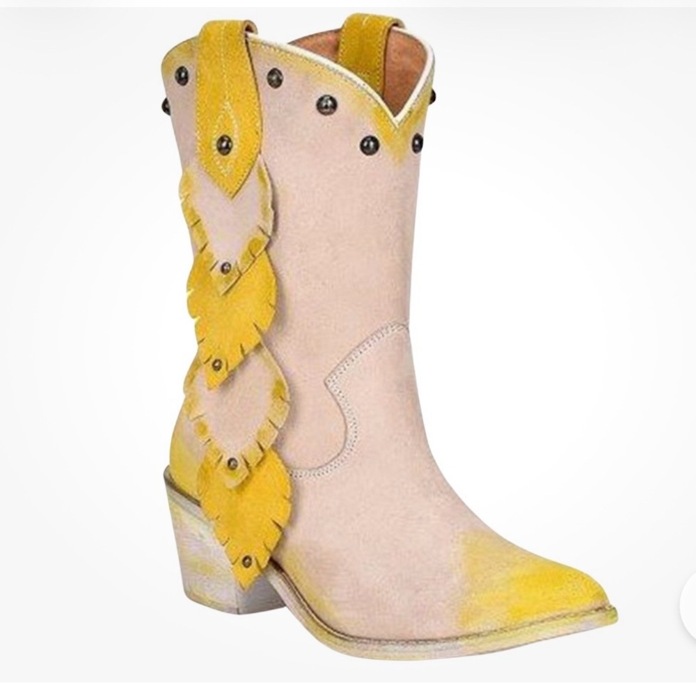NWOB Circle G Painted Leaf Studded Western Cowgirl Boots Size 5